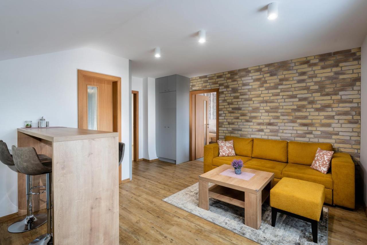 Vila Anna - Ubytovanie Bešeňová Extérieur photo